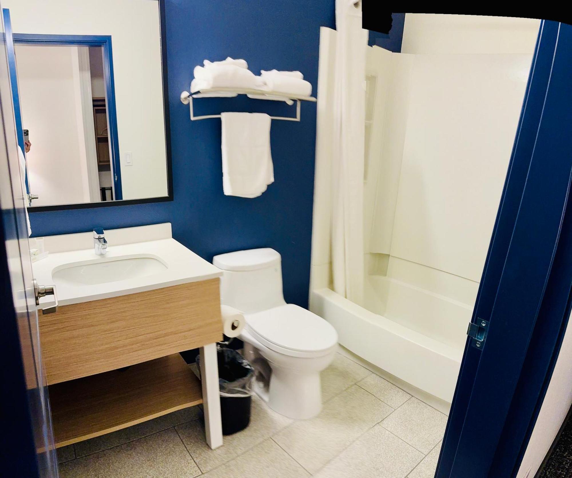 Gateway Inn & Suites Eugene-Спрингфилд Экстерьер фото